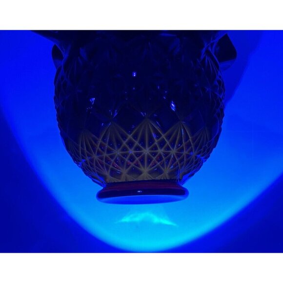 Fenton Art Glass Diamond Star Pattern Ruby Red Amberina Bowl Vase Ruffled Edge - Picture 9 of 12